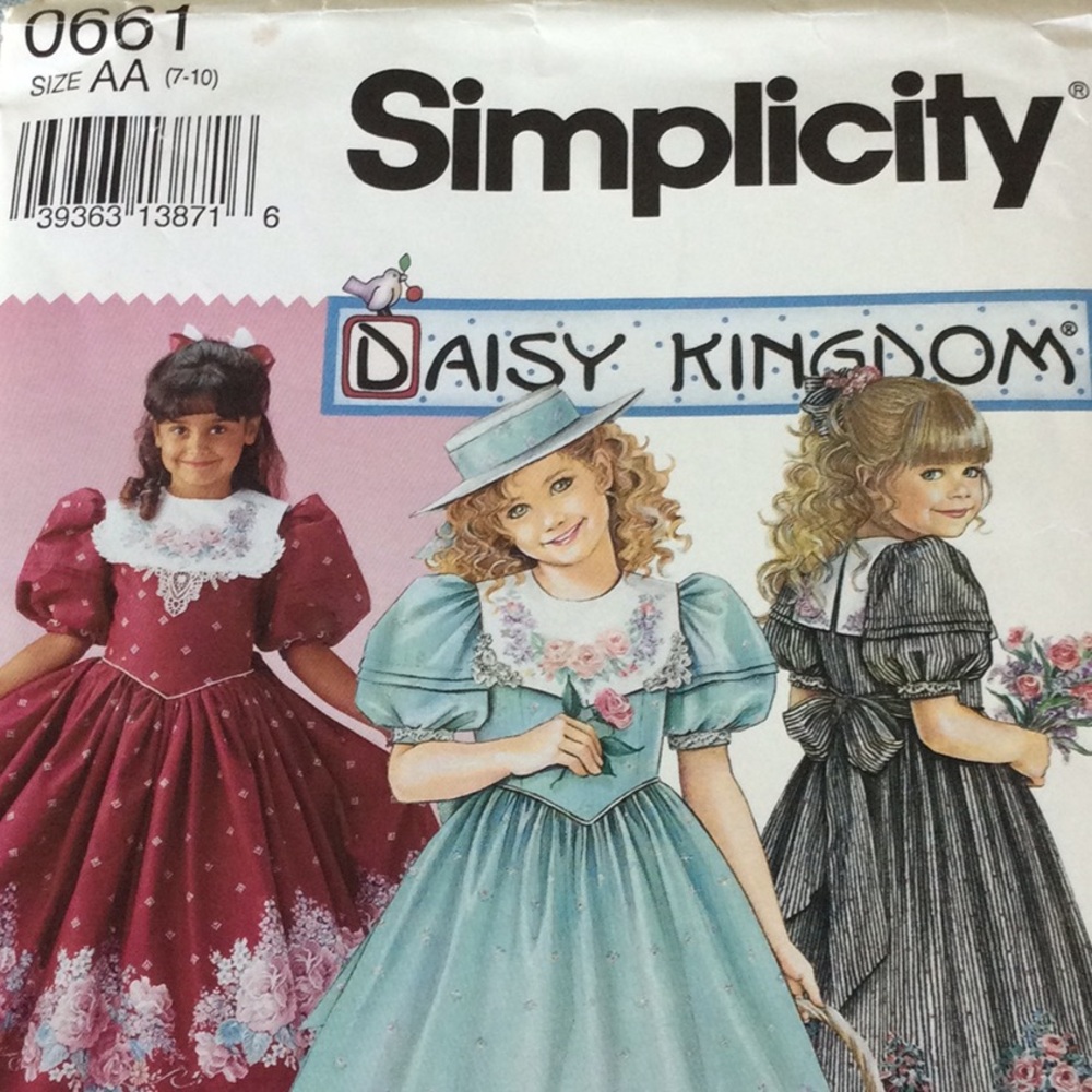 Simplicity #0661 uncut Daisy Kingdom girl’s dress pattern. Size 7-10